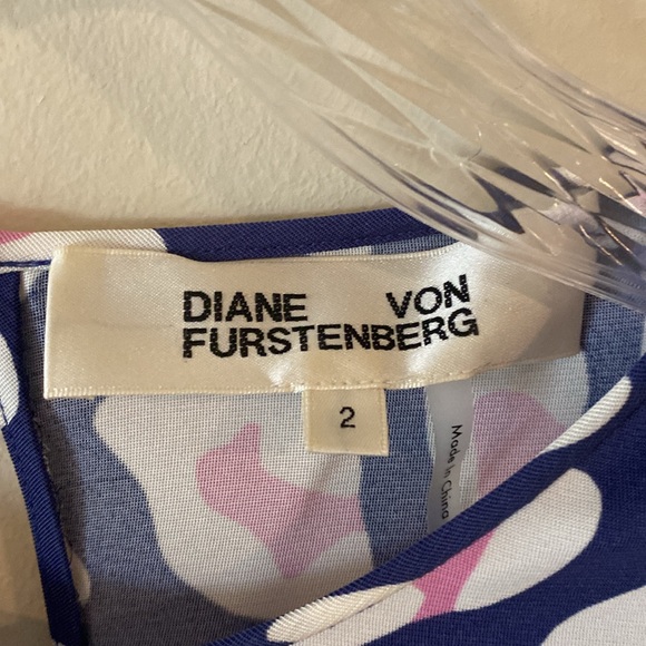 Diane VonFurstenberg Arlene Flutter Sleeve Top, Flutter sleeve top, Designer Top - Picture 7 of 9